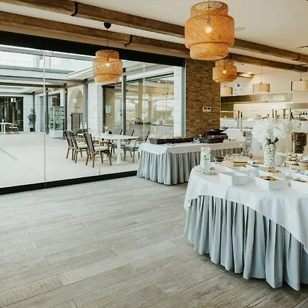 Romana 4* Makarska