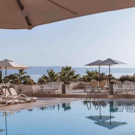 Romana Apartahotel