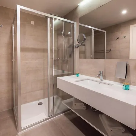 Romana Apartahotel 4*