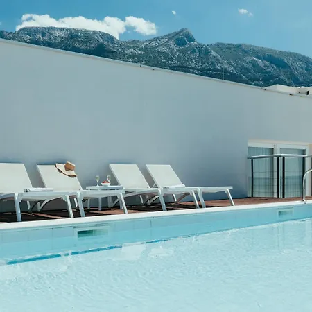 Apartahotel Romana
