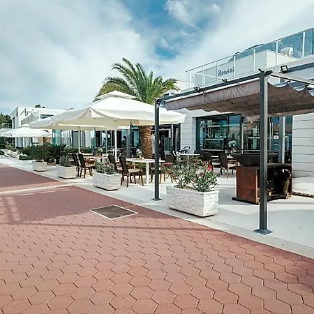 Romana Lejlighedshotel 4*