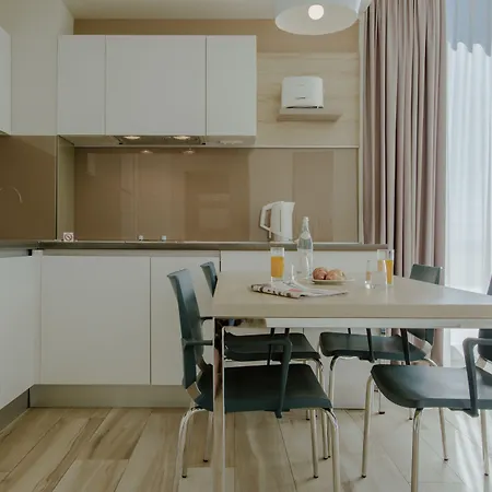 Apartahotel Romana