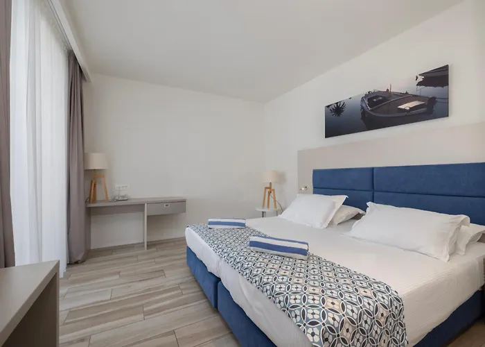 Romana 4* Makarska