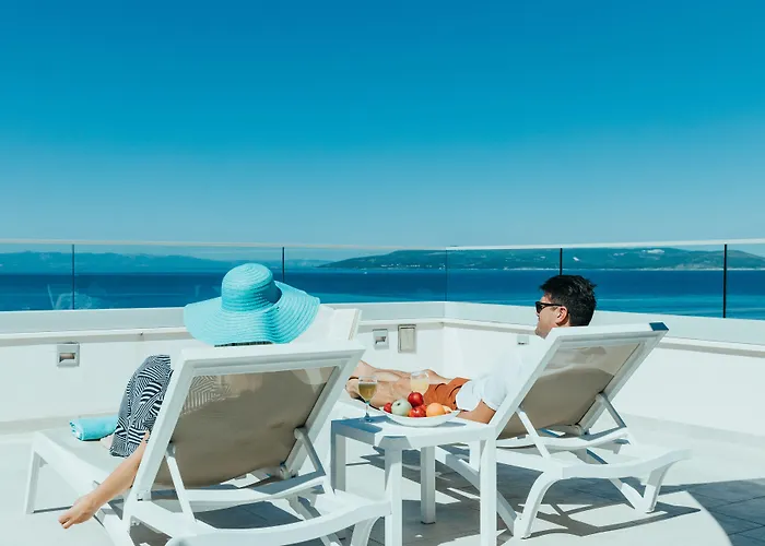 Romana 4* Макарська