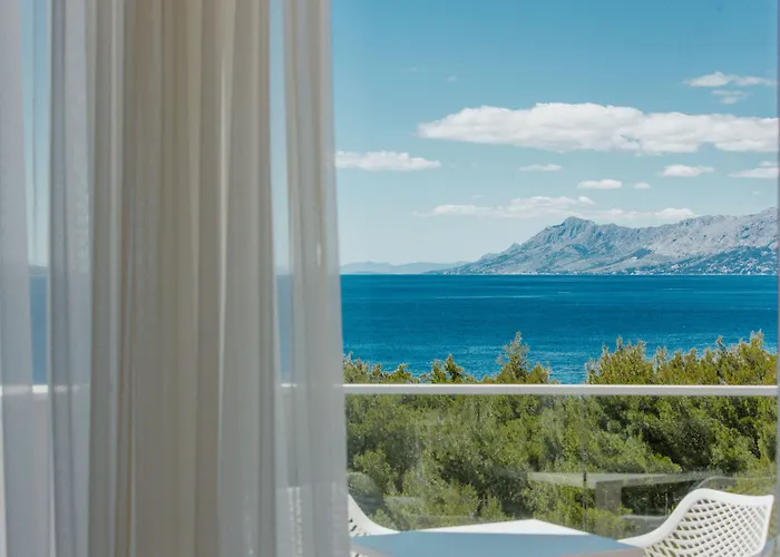 Romana 4* Makarska