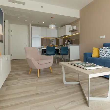 Apartmanhotel Romana 4*