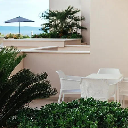 Apartmanhotel Romana